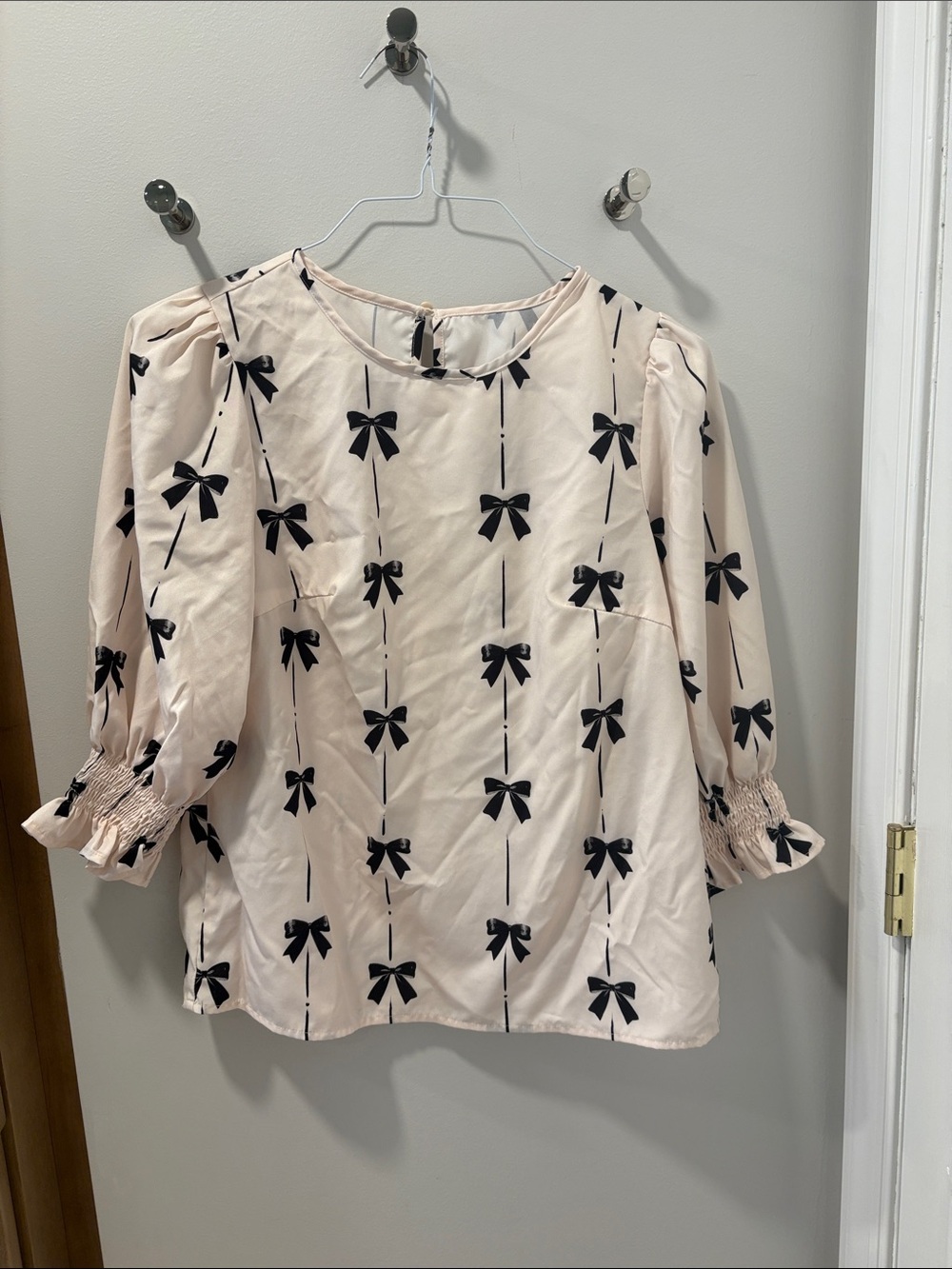 Women's Tan Bow-Print Long Sleeve Blouse